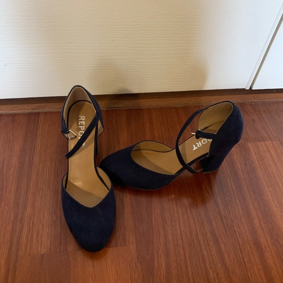 Report blue suede shoes. Size 8. Never worn. New condition - Picture 3 of 4
